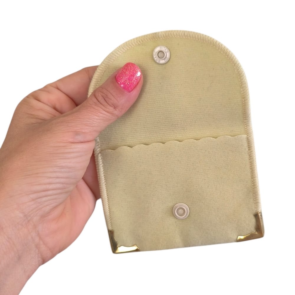 Lazzo Embalagens 10 Envelopinhos De Veludo Bege 7X9Cm-001