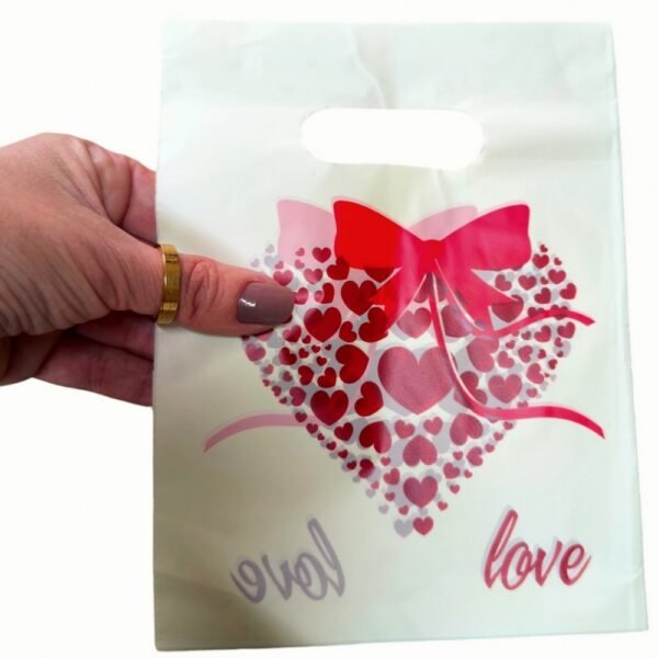 100 Sacolinha Plastica 15x20cm Love Creme-001