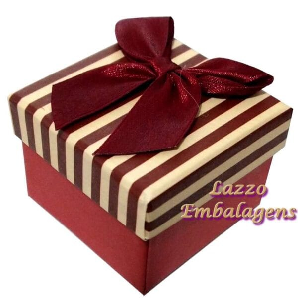 caixinha_listrada_para_anel_5x5_vinho_atacado_lazzo_embalagens-001