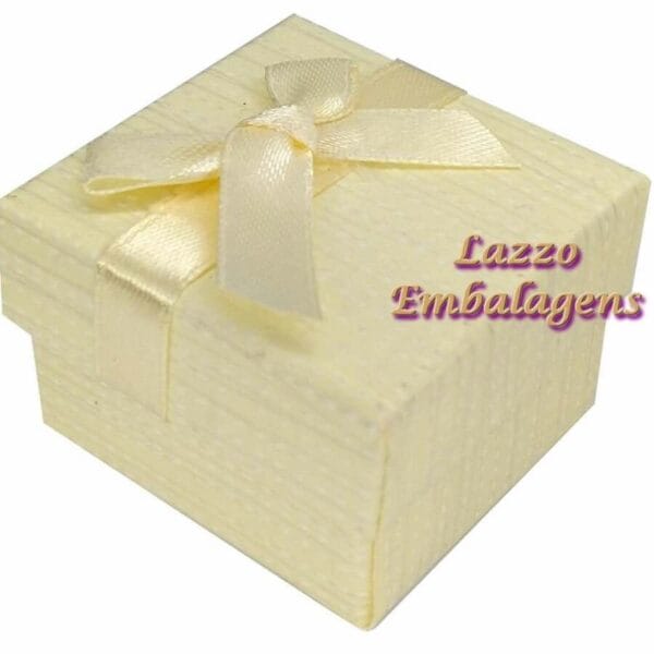 2904_estojo_para_anel_5x5_listra_pesponto_creme_lazzo_embalagens