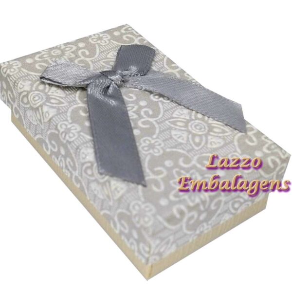 embalagem_para_bijuteria_caixinha_cinza_floral_5x8cm_LZ2935