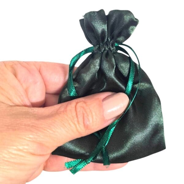 100 Sacos de Cetim Verde Musgo 06X08cm