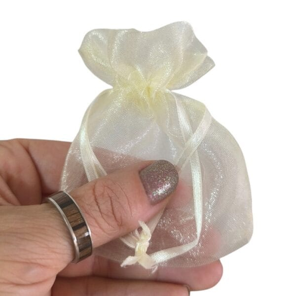 100 Sacos de Organza 06x08cm Amarelo Bebe