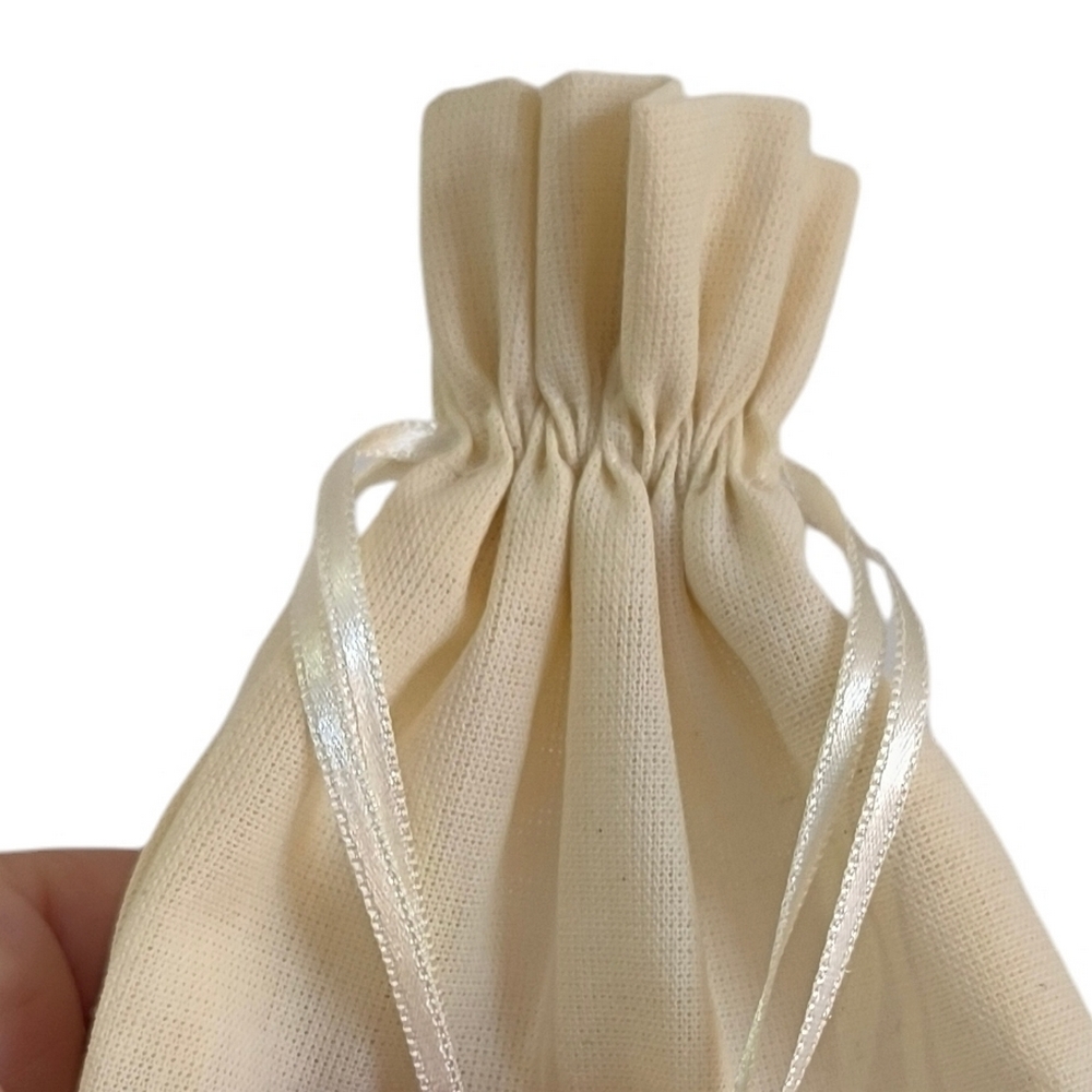 100 Sacos de Algodão Cru 10x15cm Fita Marfim-001